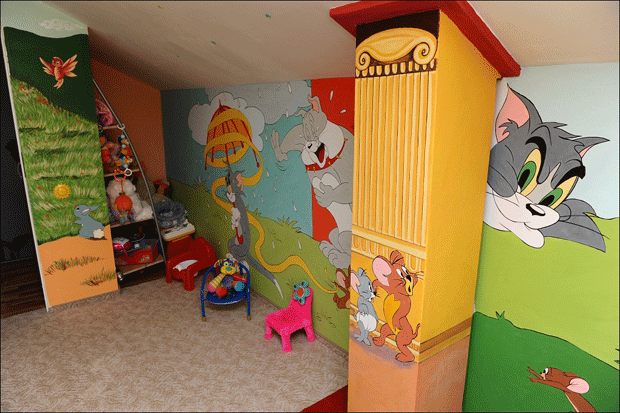 Picturi murale - Picturi pe pereti pentru camera copilului - Artist Andreea Nasoi