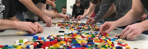Jocuri LEGO pentru adulti corporatisti